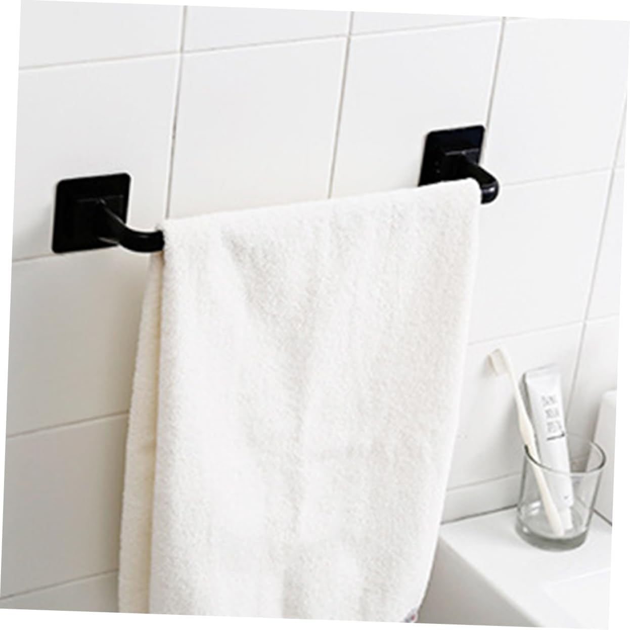 VILLCASE Wall Mounted Towel Bar Black Plastic