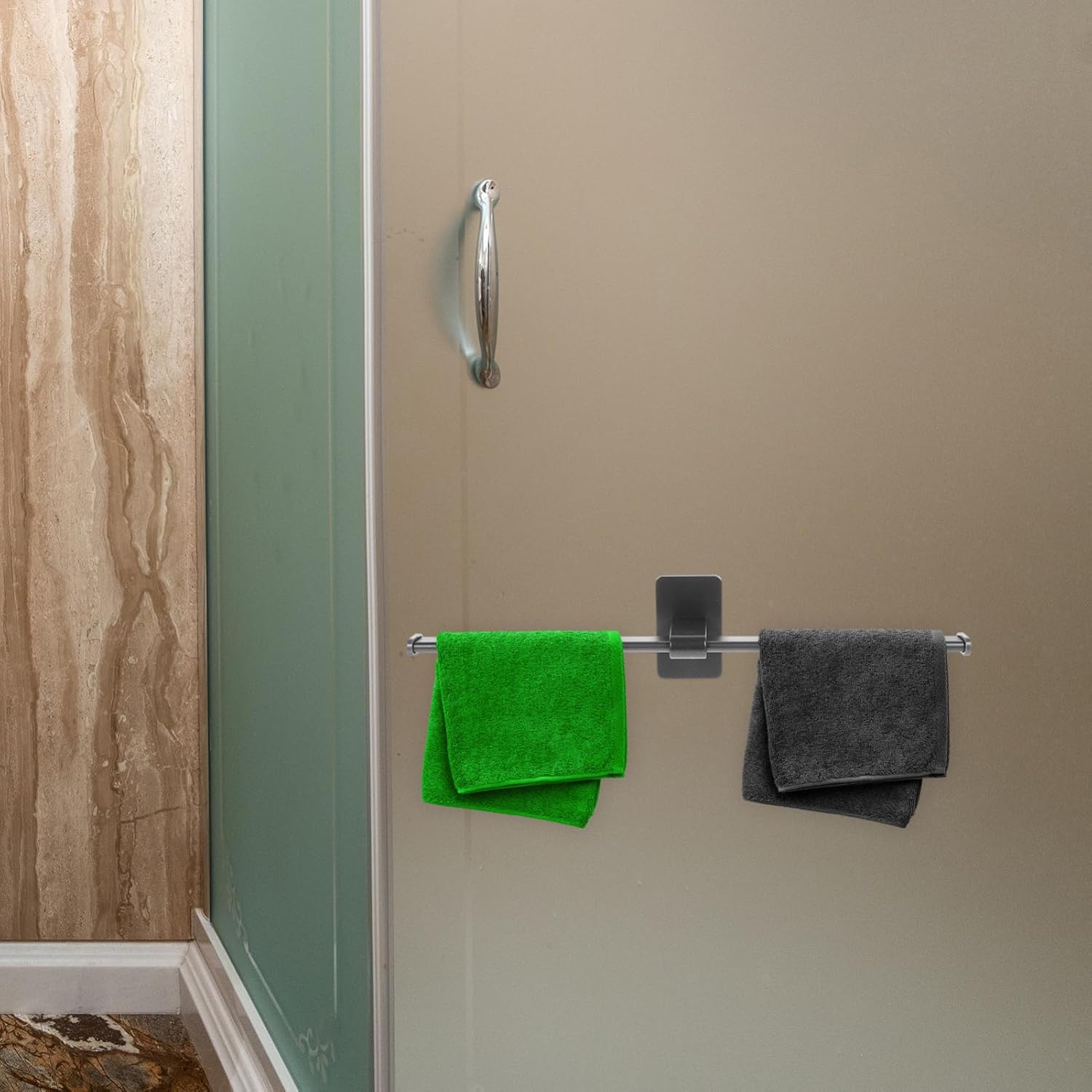Wakauto Wall-Mounted Towel Rack No Drilling 1