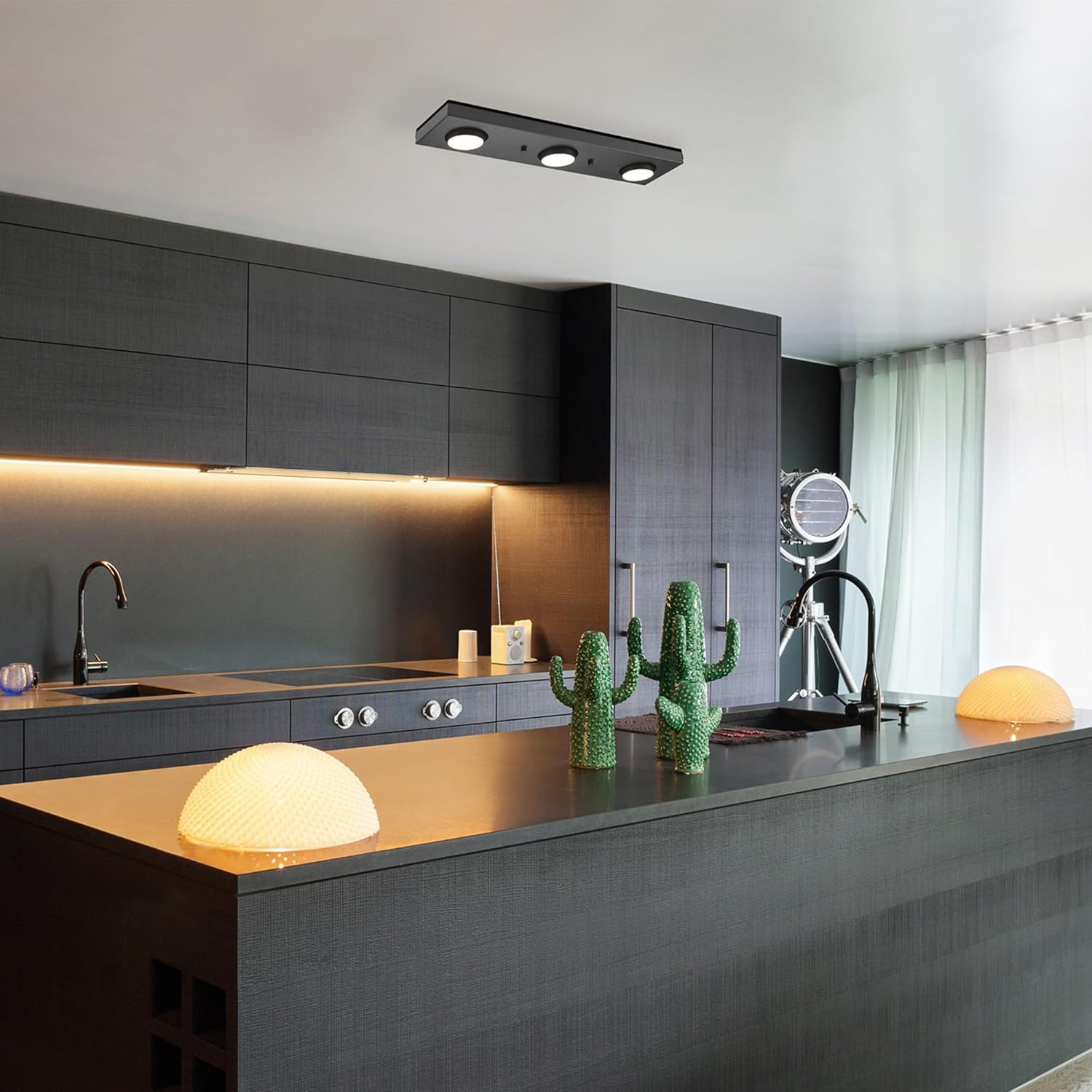Globe Electric 3-Light LED Track Light in Matte Black