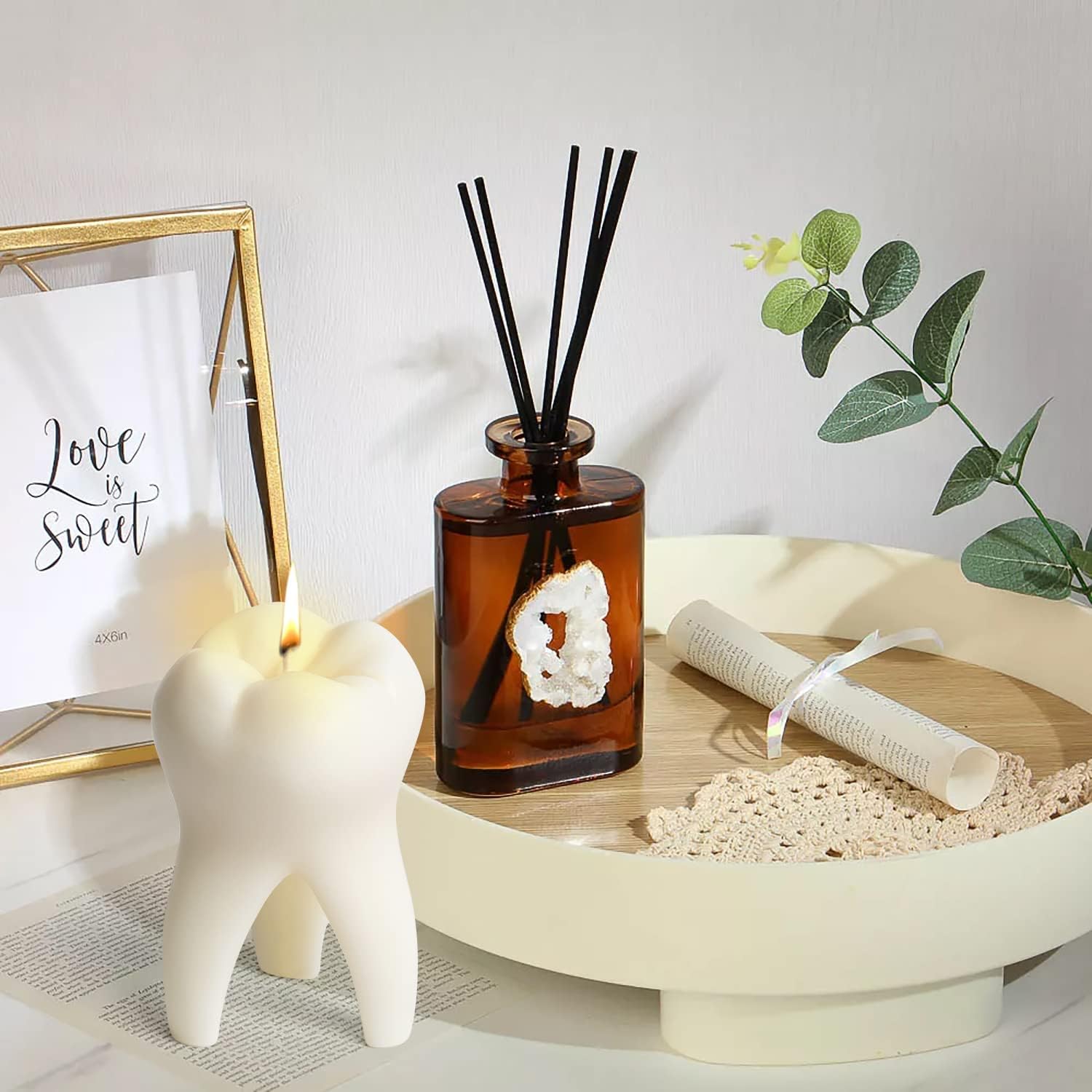 Zainpe Vanilla Dental Candle with Unique Design