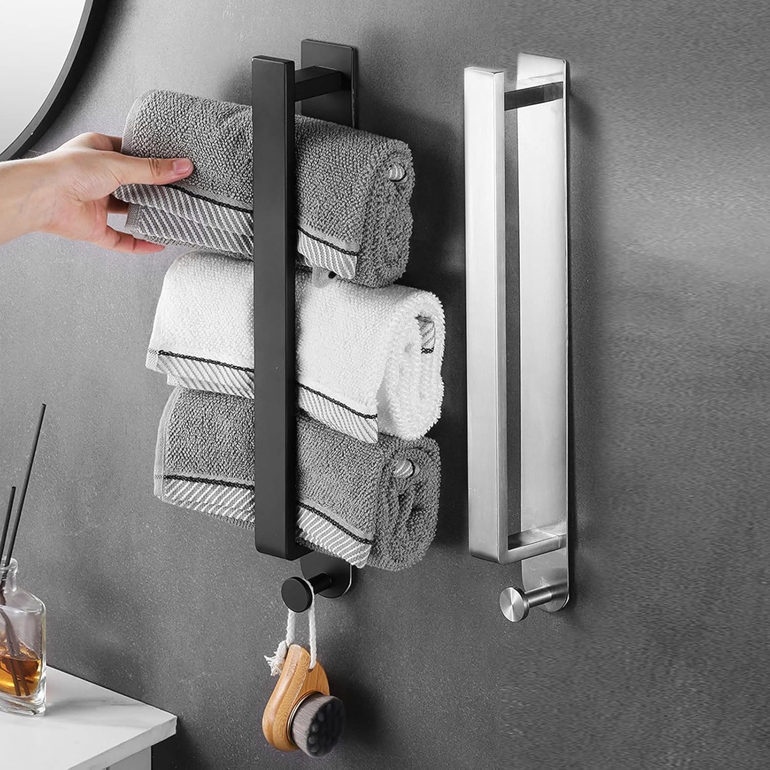 Qivine Wall Mounted Towel Rack with Hooks