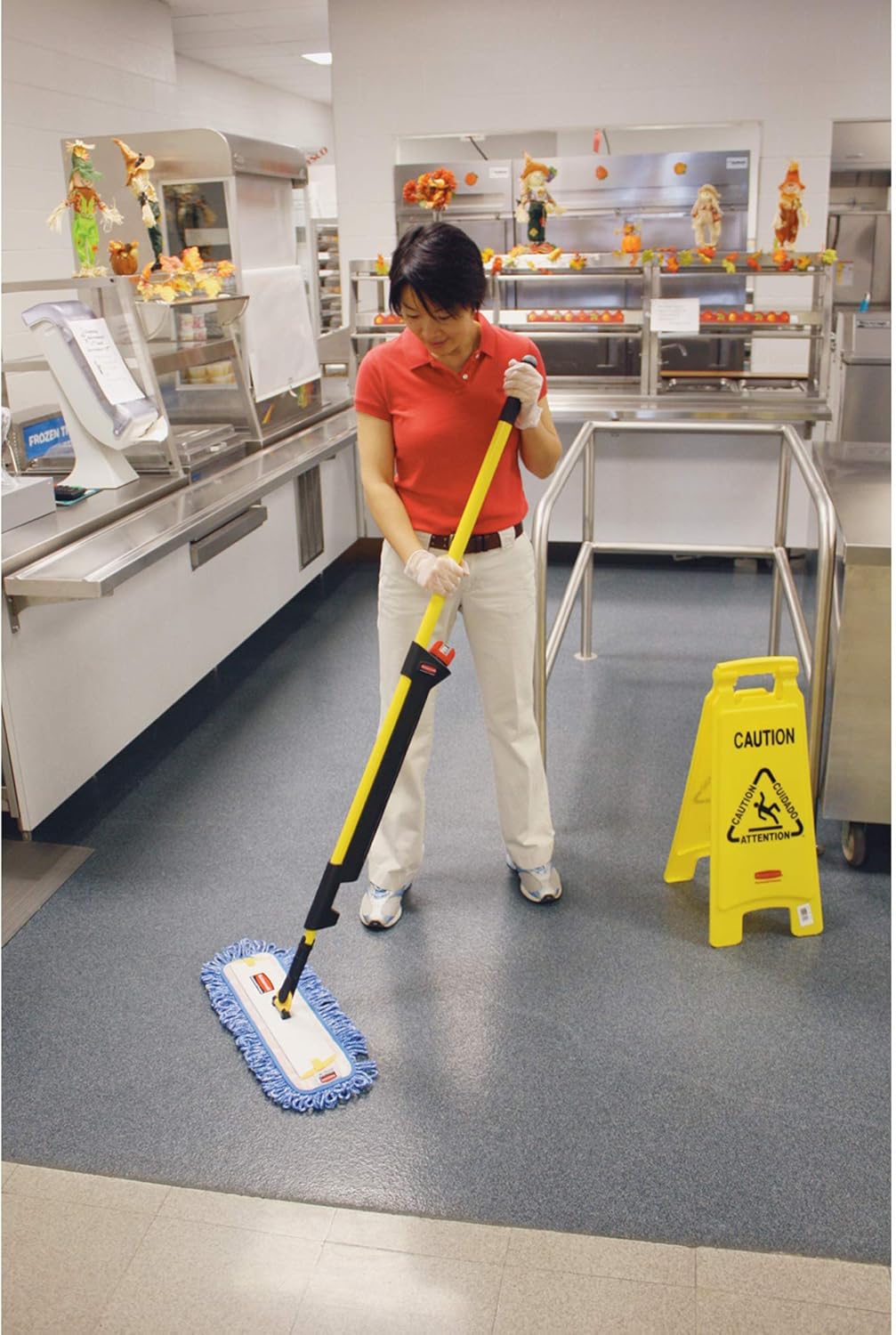 Rubbermaid HYGEN Pulse Microfiber Mop Kit for Hard Floors